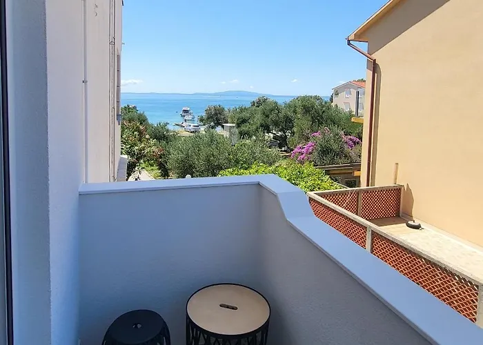 Single Banjol 2008d Rab Town